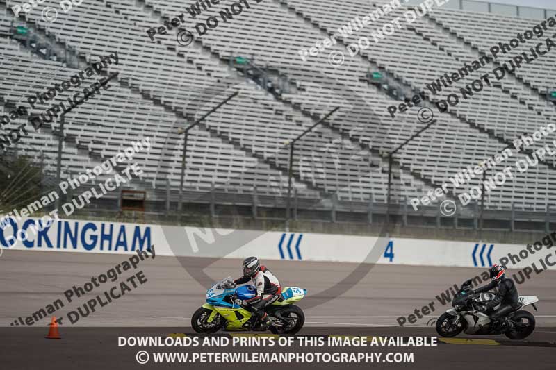 Rockingham no limits trackday;enduro digital images;event digital images;eventdigitalimages;no limits trackdays;peter wileman photography;racing digital images;rockingham raceway northamptonshire;rockingham trackday photographs;trackday digital images;trackday photos